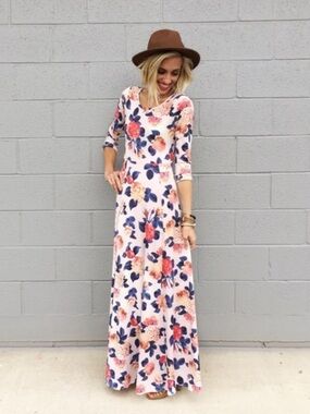 Tea n Rose Floral Blush Maxi Dress Shop Stevie